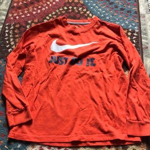 🔥5/$25🔥 Boys Nike long sleeve tee